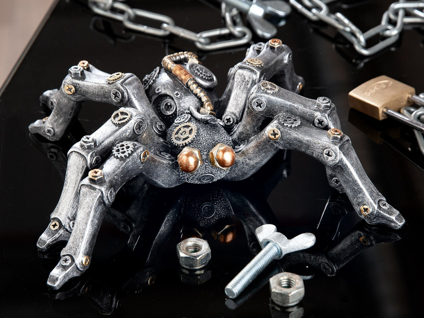 Steampunk Spiders - Sweet home fitting