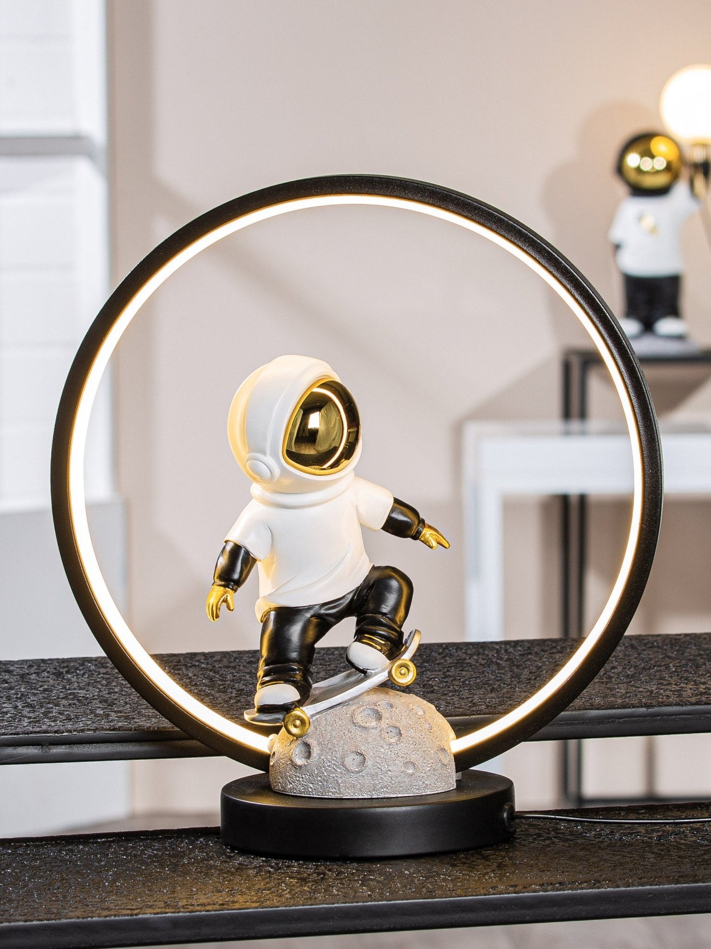 Tischlampe "Apollo Umbra" - Sweet home fitting